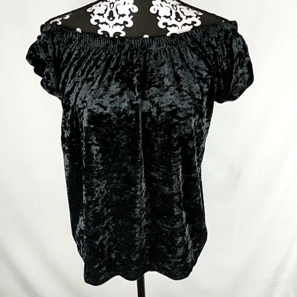 Love by Design crushed velvet off the shoulder to